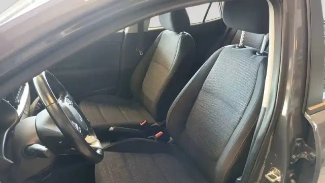 Kia Stonic 1.0 t-gdi 100 ch bvm6 — photo 13