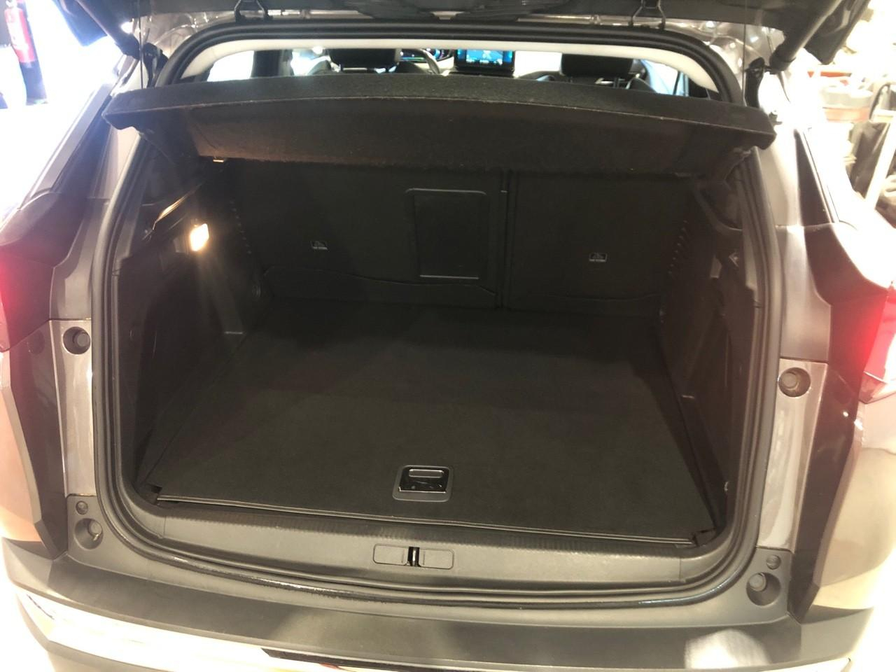 Peugeot 3008 hybrid 225 e-eat8 allure pack — photo 6