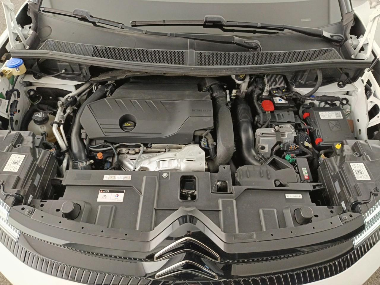 Citroën C5 Aircross hybride rechargeable 225 e-eat8 shine — photo 14