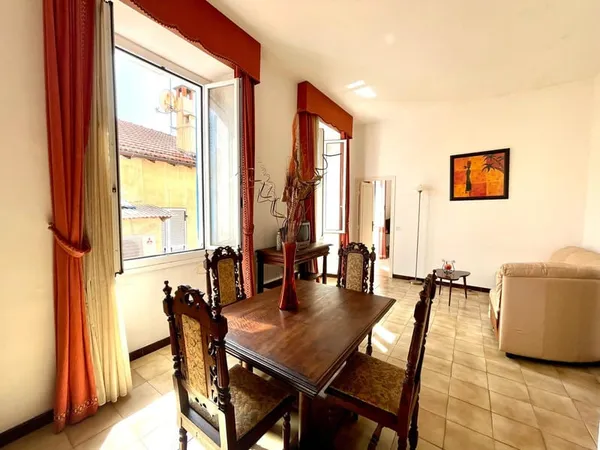 2 LOTS 100 M2 MENTON GARAVAN