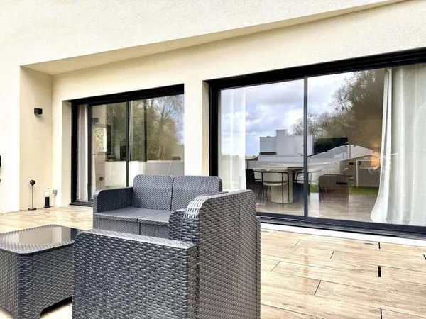 Maison 7 pièces 176 m²