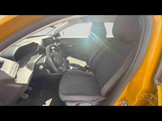 Peugeot 208 1.2 puretech 75ch s&amp;s active pack — photo 10
