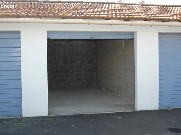 Garage à louer