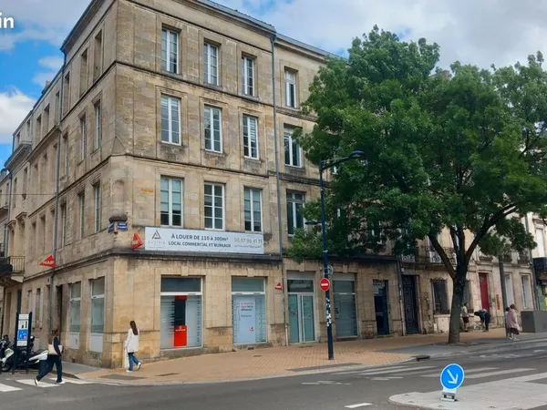 Bureaux 141 m² BORDEAUX