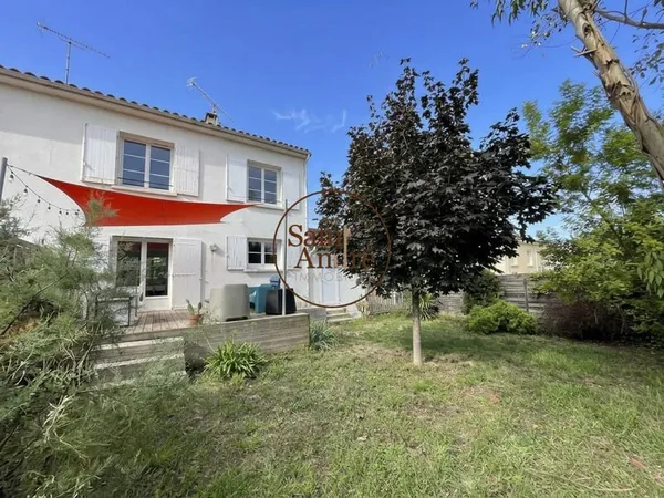 Maison d'environ 76 m² avec jardin et terrasse