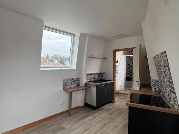 Studio 1 pièce 17 m²