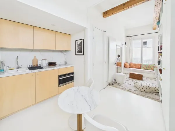 PARIS 14e - STUDIO MEUBLE - CHAMBRE EN DUPLEX