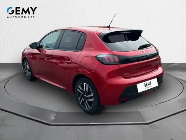 Peugeot 208 puretech 100 s&amp;s eat8 — photo 7