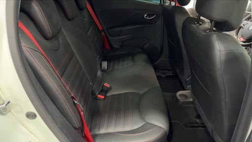 Renault Clio 1.6 Turbo 220 EDC6 - RS Trophy – 2016 – 90500 km – Essence – Boîte Automatique — photo 20