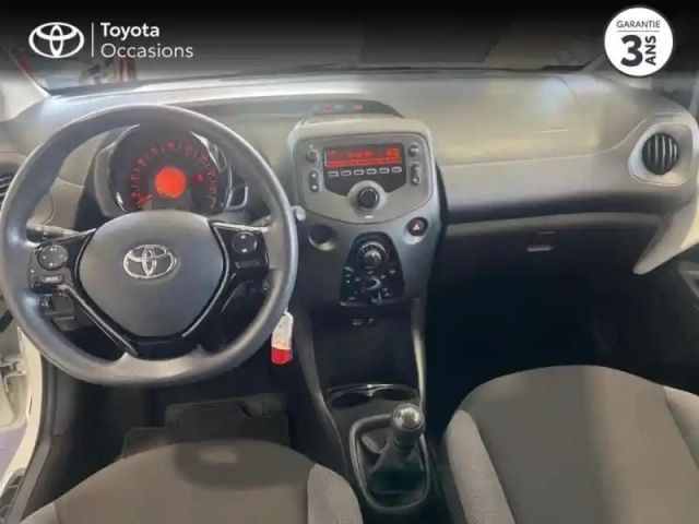 Toyota Aygo 1.0 vvt-i 72ch — photo 8
