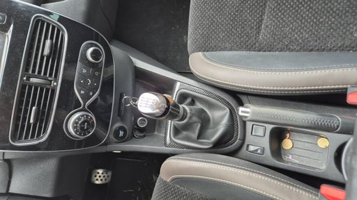 Renault Clio 1.2 TCe 120 Energy - Edition One – 2017 – 109222 km – Essence – Boîte Manuelle — photo 21