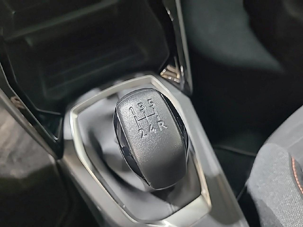 Peugeot 208 puretech 75 s&s bvm5 active pack — photo 19