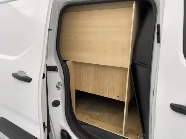Peugeot Partner fourgon standard 650 kg bluehdi 100 s&amp;s bvm6 — photo 15
