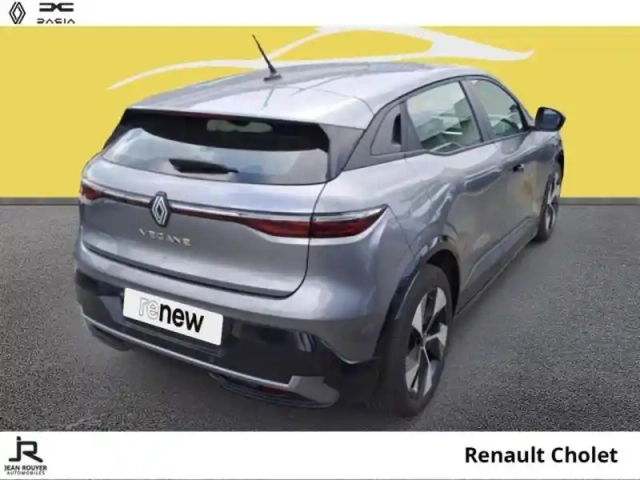 Renault Megane e-tech electric ev40 130ch equilibre standard charge -b — photo 12