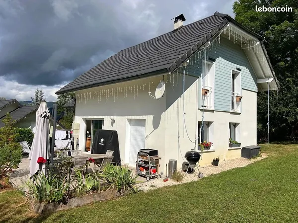 Propriété 6 pièces 140 m²