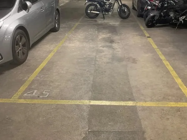 PARKING A LOUER - 9 AV ROMAIN ROLLAND - NICE LIBERATION