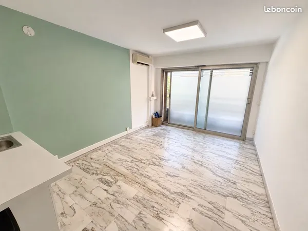 Bureaux 60 m² Nice