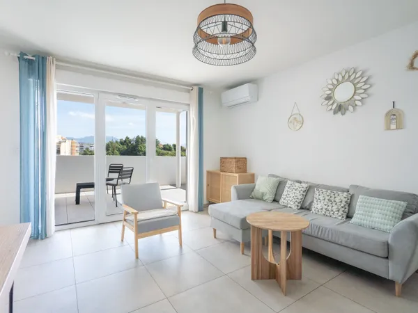 T3 récent avec Terrasse
