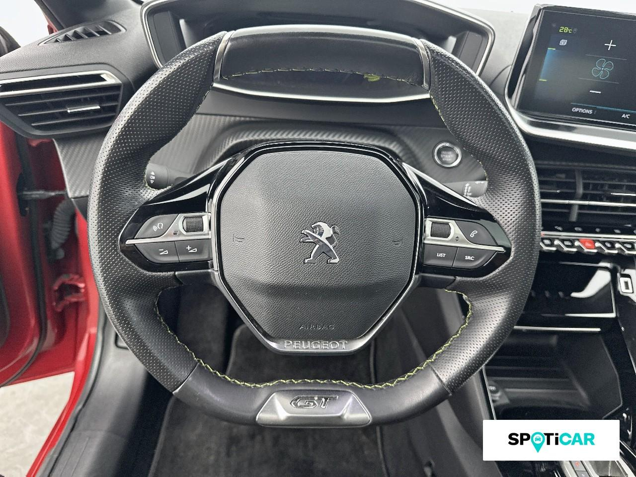 Peugeot 208 e-208 136ch gt pack — photo 12