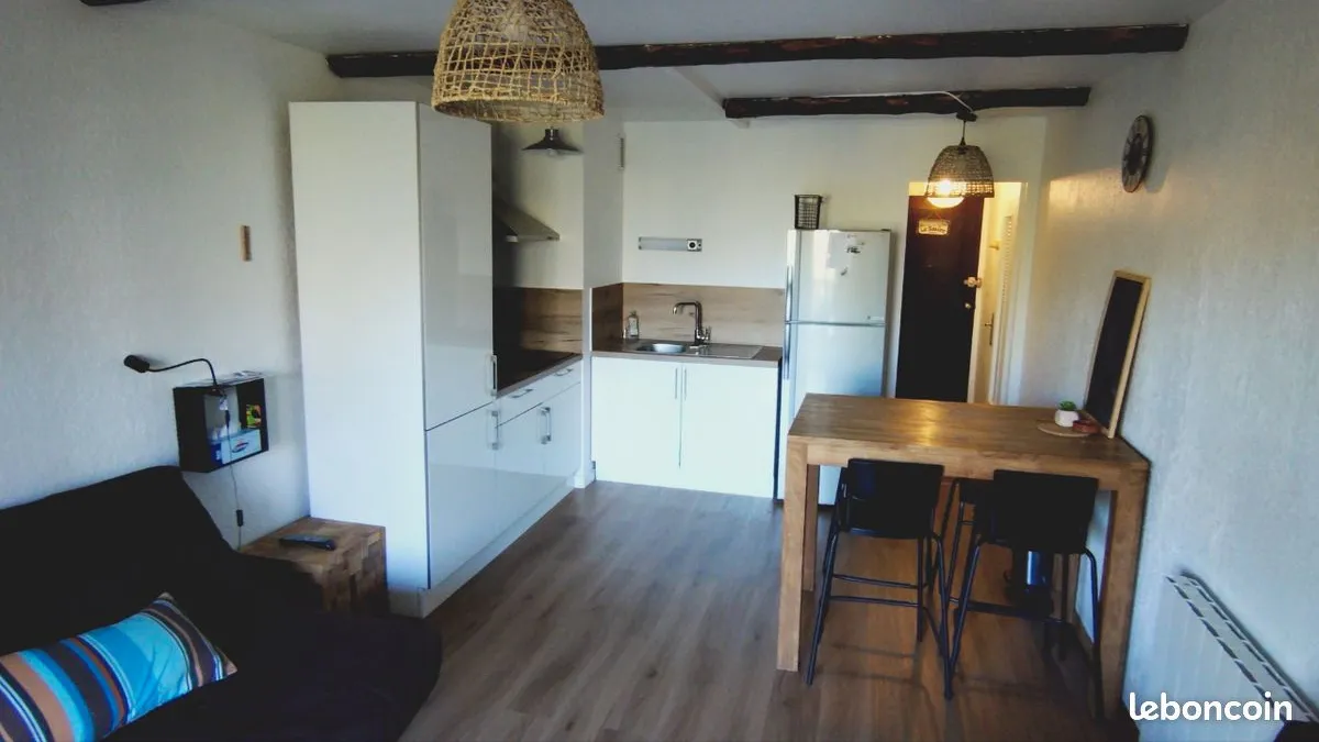 Photo 1