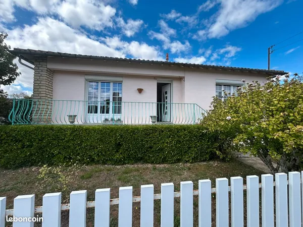 En exclusivité quartier Les Sablières maison sur sous sol sur un terrain de 700 m² environ