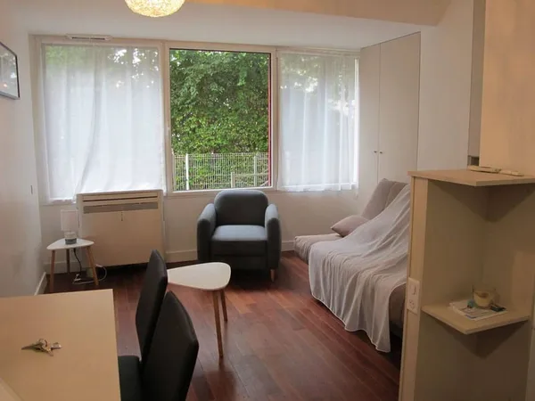 Studio 1 pièce 27 m²