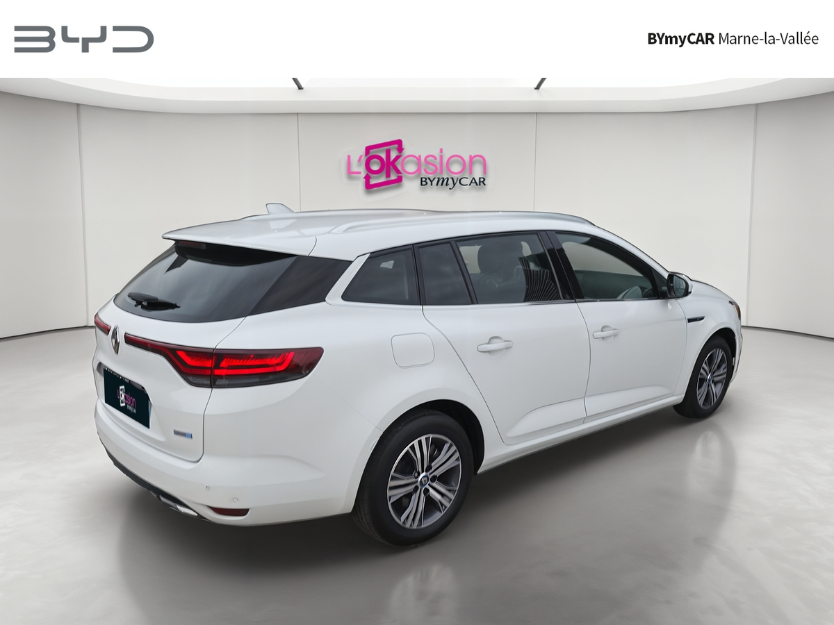 Renault Mégane IV Estate E-TECH Plug-In Hybride 160 — photo 5