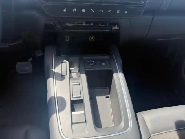 Citroën C5 Aircross puretech 130ch s&amp;s c-series eat8 — photo 13