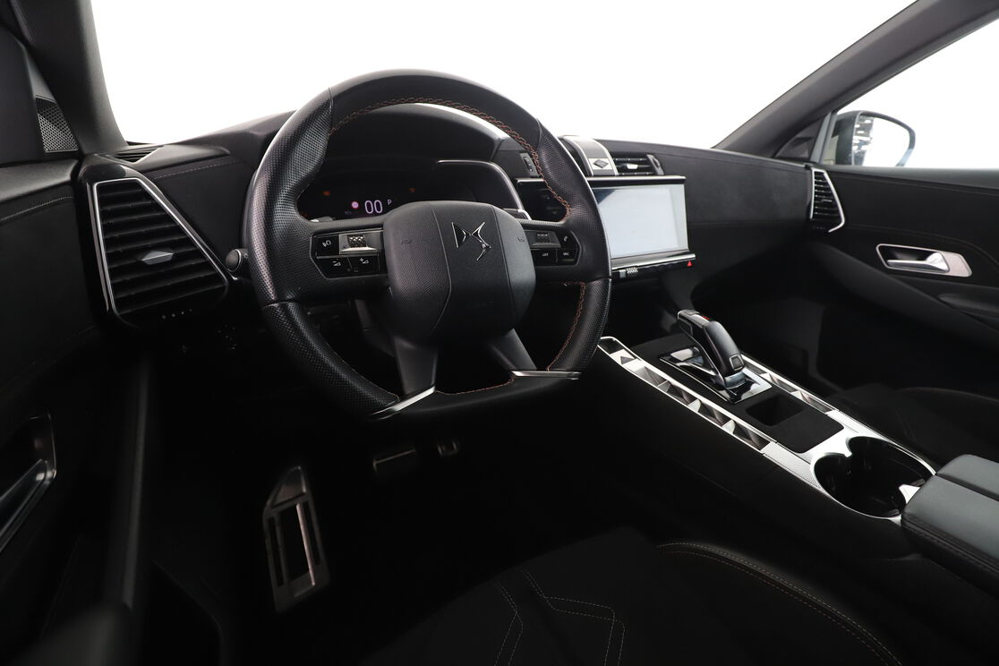 DS Automobiles DS7 1.5 Blue-HDi Performance Line Automatique — photo 10
