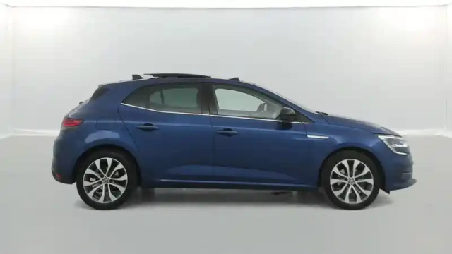 Renault Megane 1.5 blue dci 115ch techno edc + toit ouvrant — photo 35