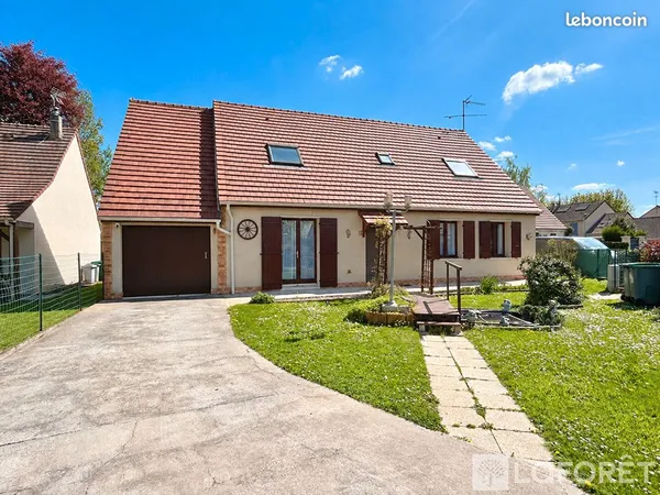 Maison 8 pièces 140 m²