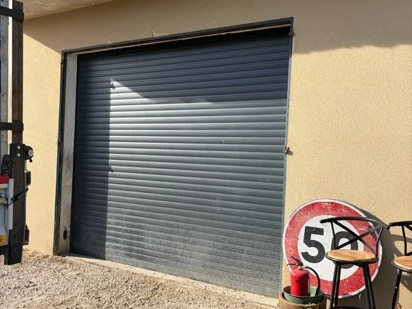 Local 100 m2