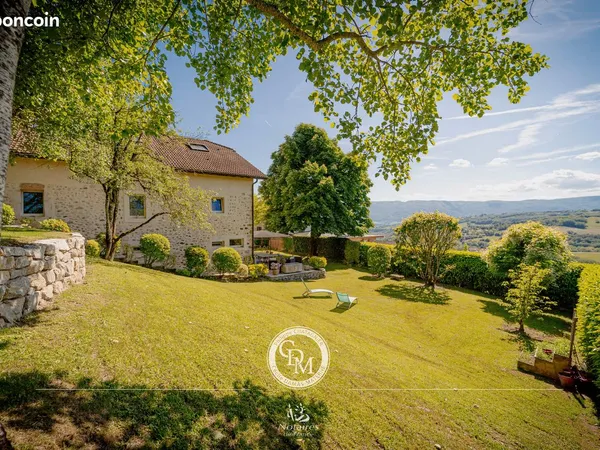 Ferme 8 pièces 484 m²