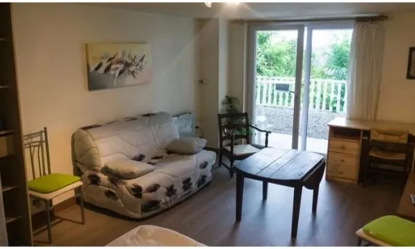 Studio 1 pièce 42 m²