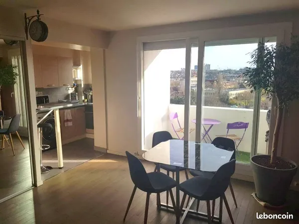 Studio meublé