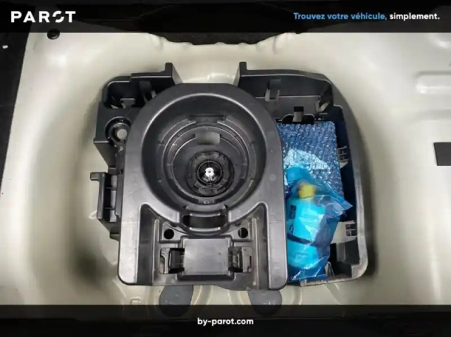 Citroën C3 1.2 puretech 110ch s&amp;s shine 120-123g — photo 29