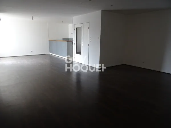 Grand T3 DE 80m² A ELBEUF (76500)
