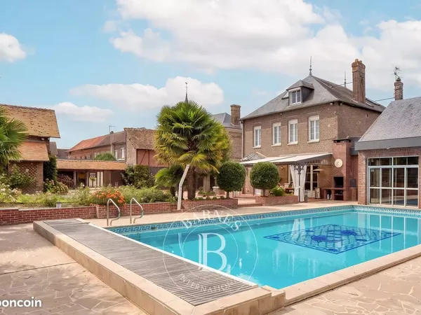 Maison 10 pièces 430 m²