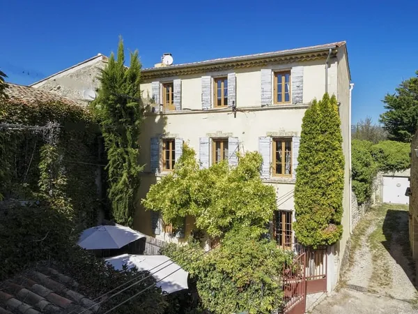 Magnifique Maison de Caractère, Proximité centre ville, calme, sans vis à vis, piscine, garage, anne