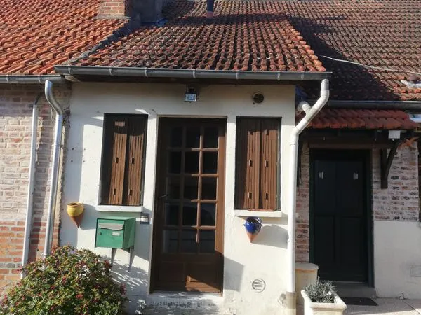 T3 La Ferté St Aubin - petite maison mitoyenne avec jardin