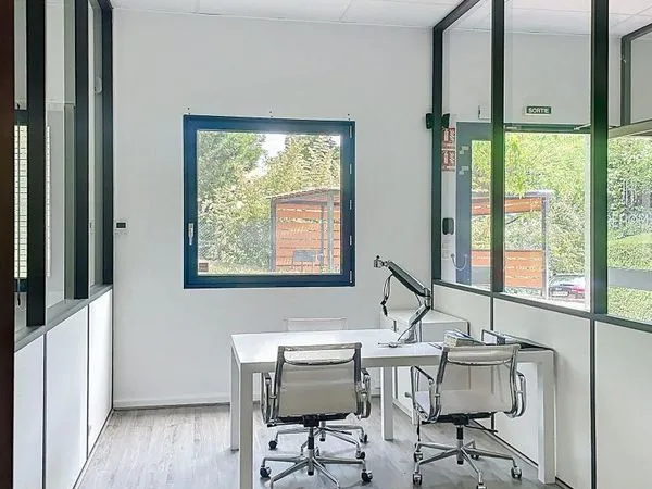 Bureaux 143 m² LIMONEST
