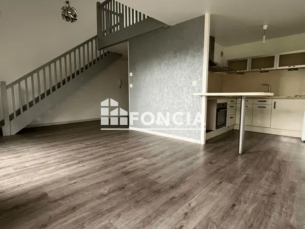 Dernier etage t3 duplex