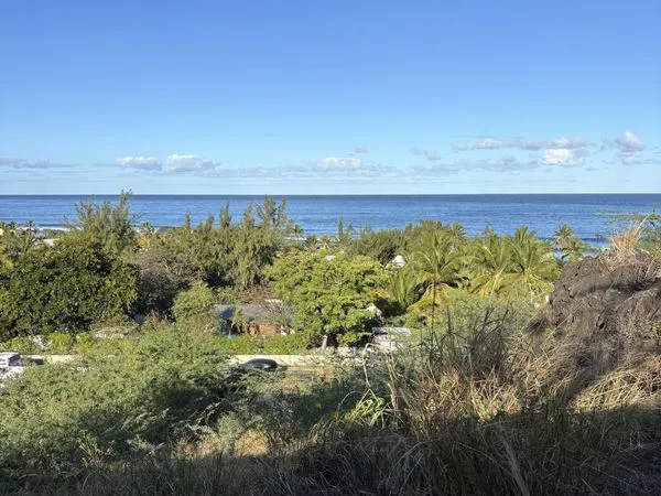 Terrain 704 m² Saint Gilles Les Bains
