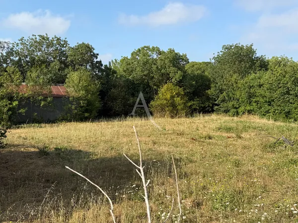 LAGORD - TERRAIN de 324 m²