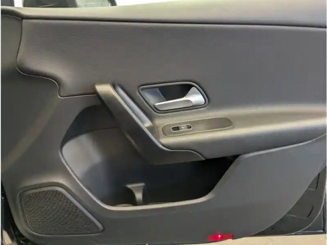Mercedes Classe A 160 style line — photo 21