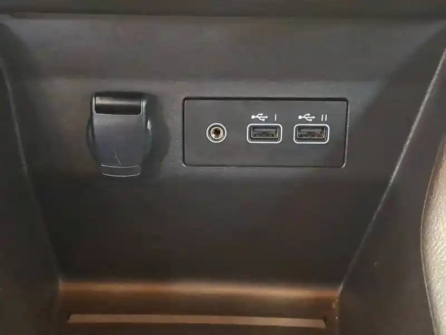 Renault Clio tce 90 — photo 29