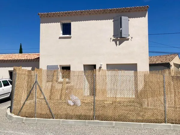 Maison à louer meublée - bail d un an