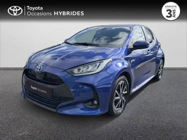 Toyota Yaris 116h design 5p mc24