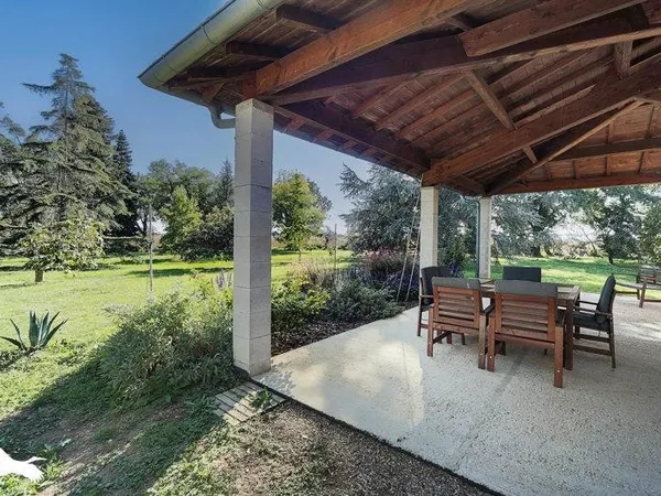Pavillon de 7 pièces principales