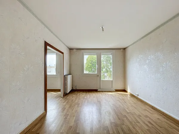 Appartement 4 pièces 2 chambres à Nantes - Chantenay , dernier étage